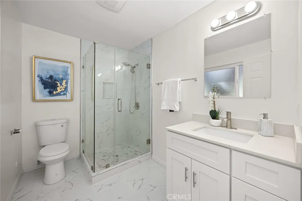 204 N Vega Street, Alhambra, California 91801 home-pic-26